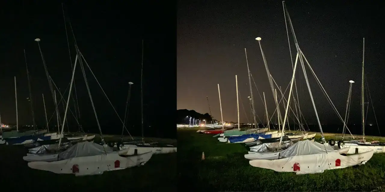 Nocne zdjęcia łodzi żaglowych, wykonane smartfonami fotograficznymi, ukazują detale masztów i kadłubów w świetle latarni i gwiazd.
